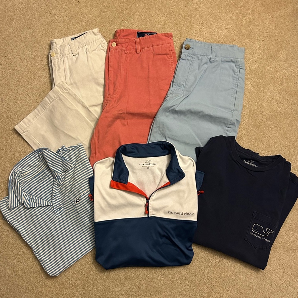 COPY - !! LOT OF VINEYARD VINES !! (6 Total)